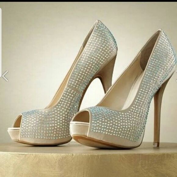 Jennifer Lopez shoes - Picture 1 of 3